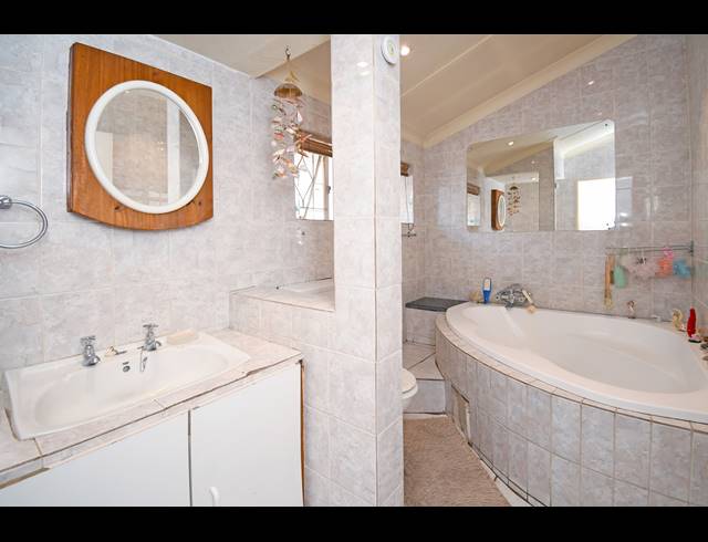3 BEDROOM HOUSE FOR SALE IN GLENHAZEL